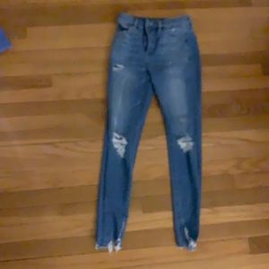 Skinny ripped jeans